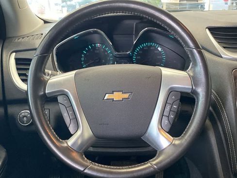 Used 2016 Chevrolet Traverse LT AWD/4WD image 17