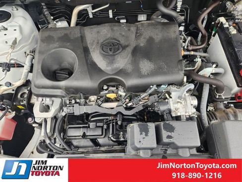 Used 2024 Toyota RAV4 XLE image 32