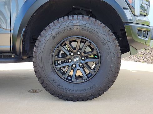Used 2025 Ford F150 Raptor AWD/4WD image 12