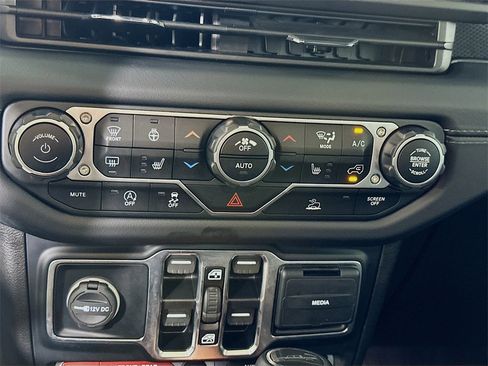 Used 2024 Jeep Gladiator Rubicon w/ Convenience Group image 26