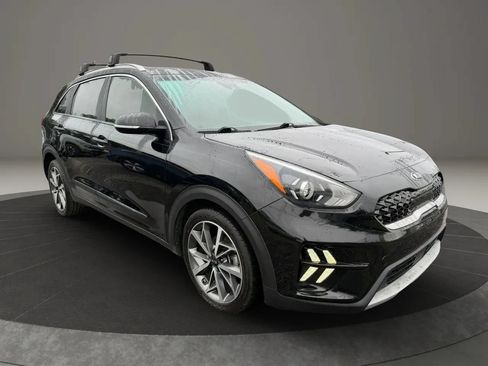 Used 2020 Kia Niro EX Premium FWD image 3