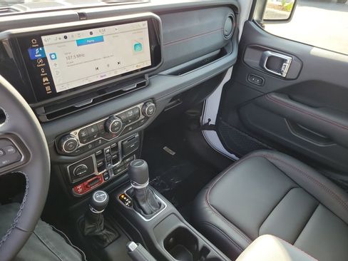 New 2026 Jeep Gladiator Rubicon image 13