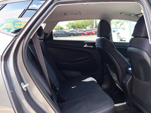 Used 2020 Hyundai Tucson SE FWD image 22