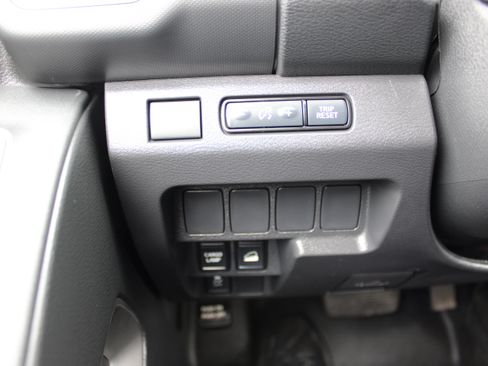 Certified 2022 Nissan Frontier SV AWD/4WD image 20
