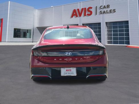 Used 2025 Hyundai Sonata SEL FWD image 5
