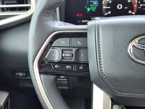 Used 2023 Toyota Sequoia Limited image 30