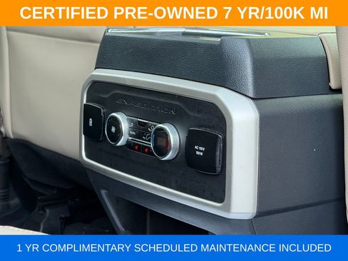 Used 2024 Ford Expedition Limited AWD/4WD image 27