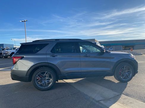 New 2026 Ford Explorer ST image 23