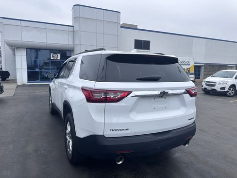 Used 2020 Chevrolet Traverse LT image 8