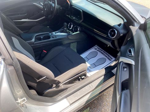 Used 2018 Chevrolet Camaro LS image 9