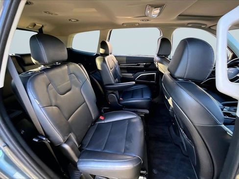 Used 2023 Kia Telluride S w/ S Sunroof Package image 24