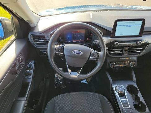 Certified 2023 Ford Escape Active w/ Cold Weather Package FWD image 11