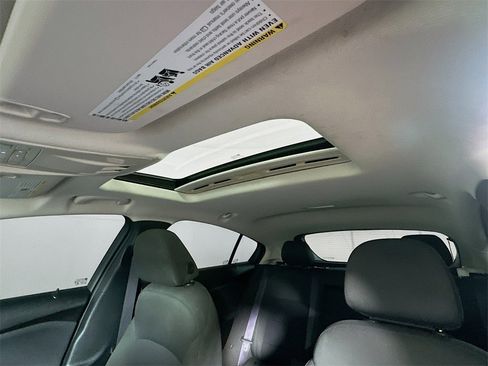 Used 2017 Chevrolet Cruze LT w/ Sun And Sound Package image 22