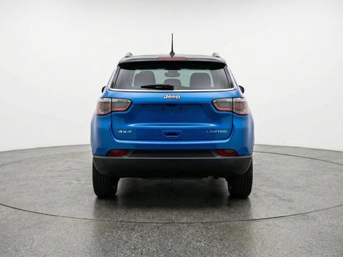 Used 2025 Jeep Compass Limited AWD/4WD image 7