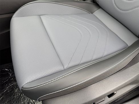 New 2026 Volkswagen Tiguan SE R-Line image 14