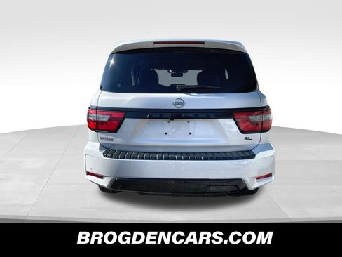 Used 2023 Nissan Armada SL w/ Midnight Edition Package image 6