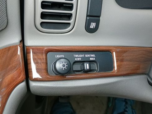Used 2003 Buick Park Avenue FWD image 22