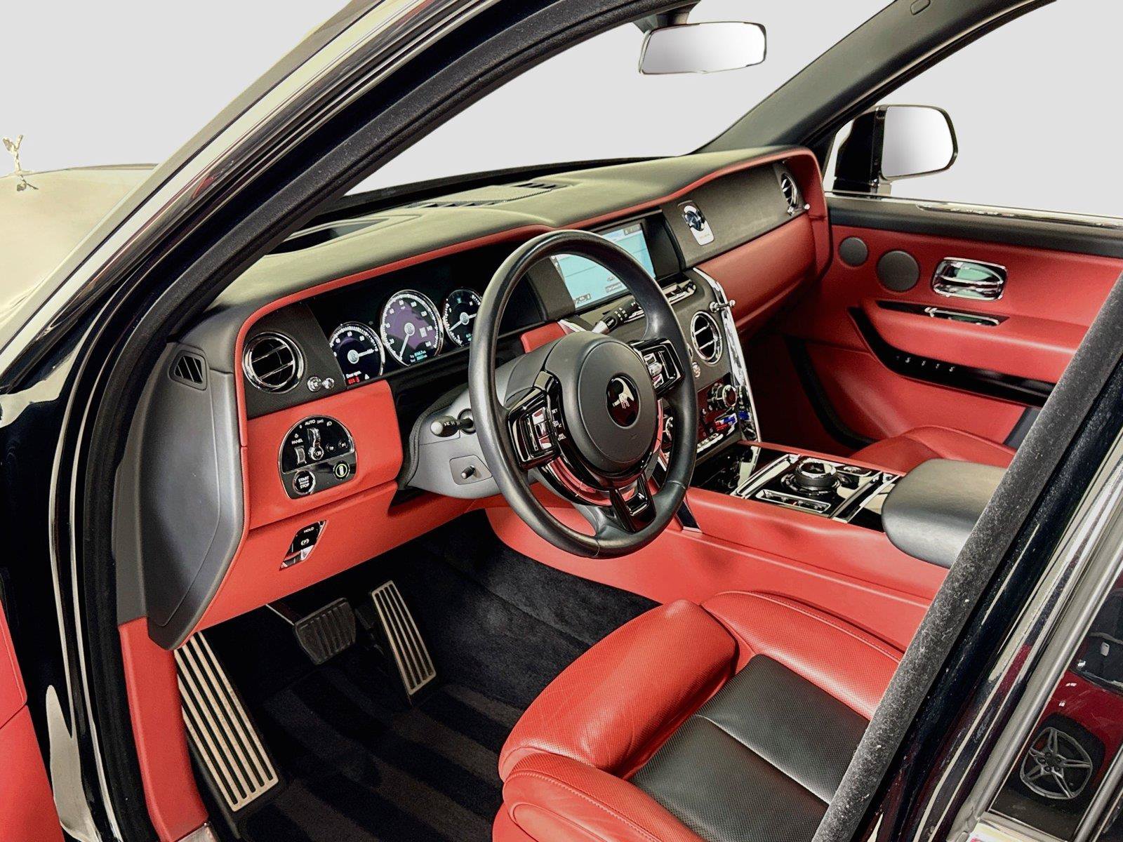 Used 2022 Rolls-Royce Cullinan AWD/4WD image 14