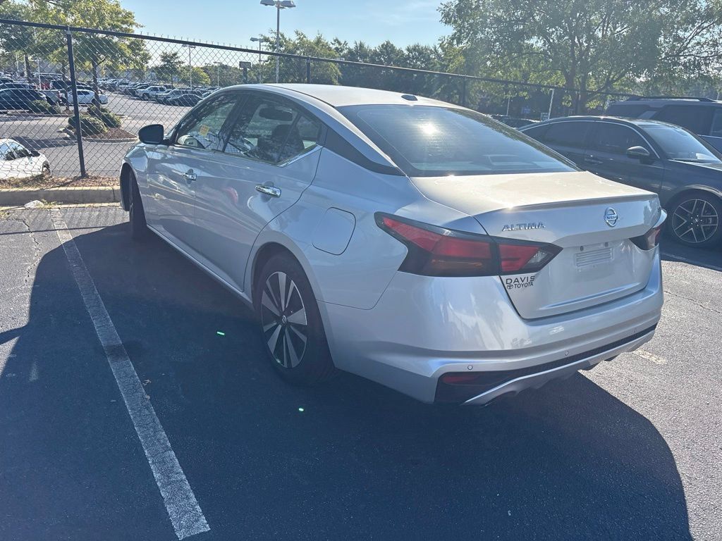 Used 2019 Nissan Altima 2.5 SV FWD image 6