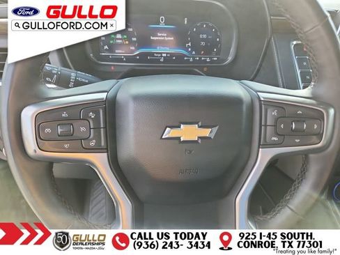 Used 2023 Chevrolet Suburban Premier image 23