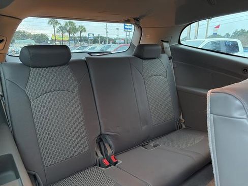 Used 2012 Chevrolet Traverse LS image 11