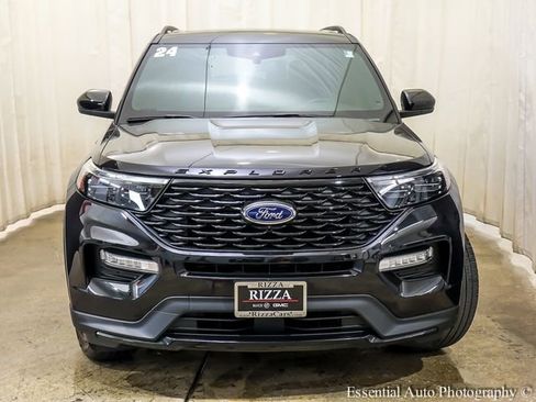 Used 2024 Ford Explorer ST-Line w/ Class IV Trailer Tow Package AWD/4WD image 7