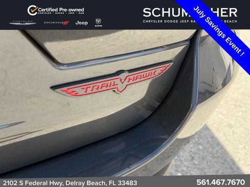 Used 2022 Jeep Grand Cherokee Trailhawk AWD/4WD image 19