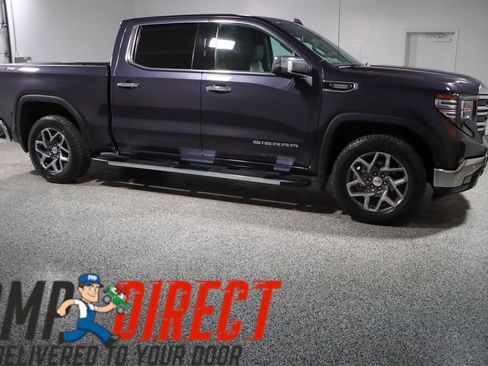 Used 2022 GMC Sierra 1500 SLT w/ SLT Premium Package AWD/4WD image 6