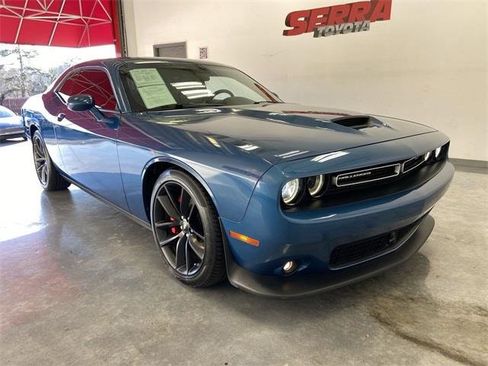 Used 2022 Dodge Challenger GT w/ Plus Package image 11