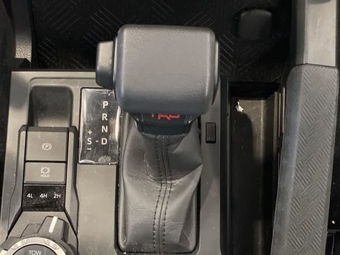 Certified 2025 Toyota Tacoma TRD Off-Road AWD/4WD image 21