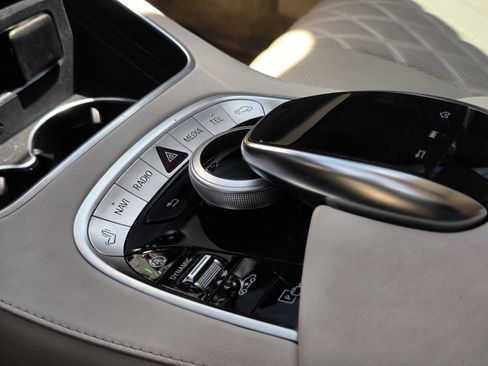 Used 2020 Mercedes-Benz S 560 4MATIC Coupe image 42