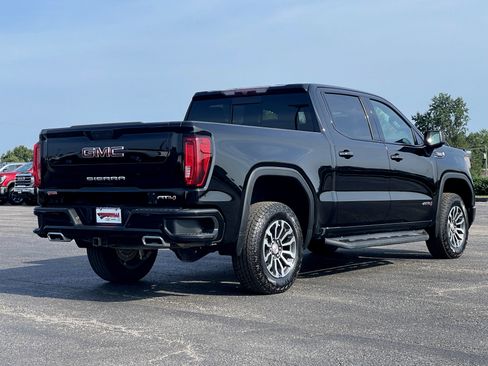Certified 2020 GMC Sierra 1500 AT4 w/ AT4 Premium Package AWD/4WD image 4