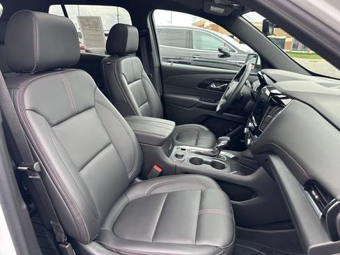 Used 2023 Chevrolet Traverse RS w/ LPO, Floor Liner Package AWD/4WD image 35