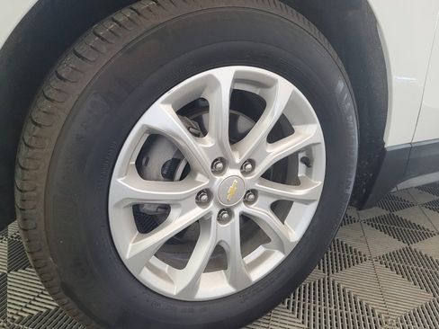 Used 2021 Chevrolet Equinox LT FWD image 31