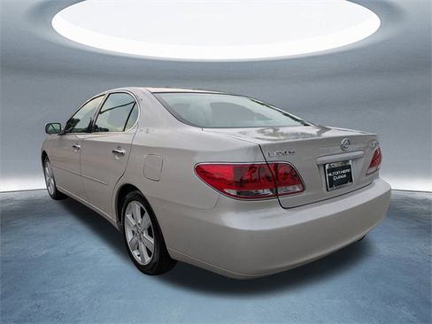 Used 2005 Lexus ES 330 image 6