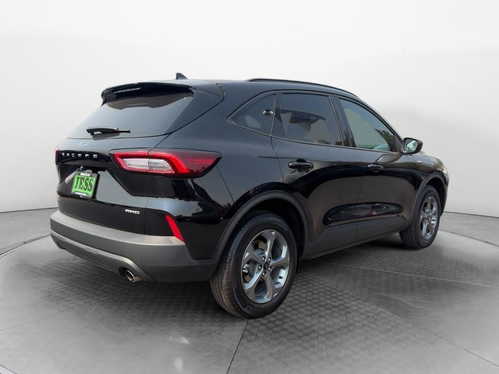 Certified 2026 Ford Escape ST-Line AWD/4WD image 6