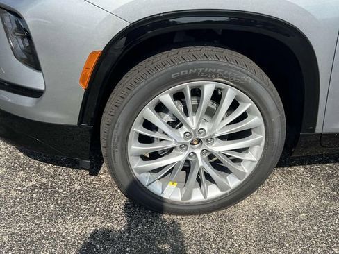 Used 2026 Buick Enclave Sport Touring w/ Power Package image 11