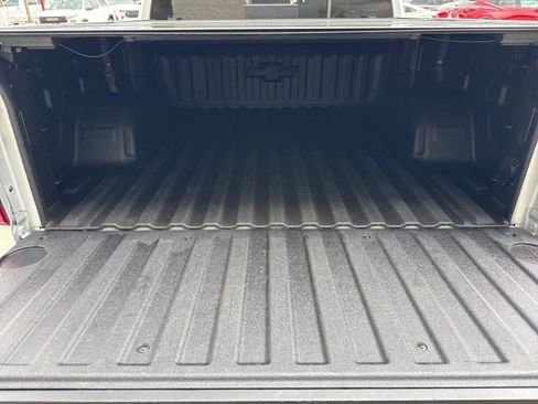 Used 2022 Chevrolet Silverado 1500 RST AWD/4WD image 6