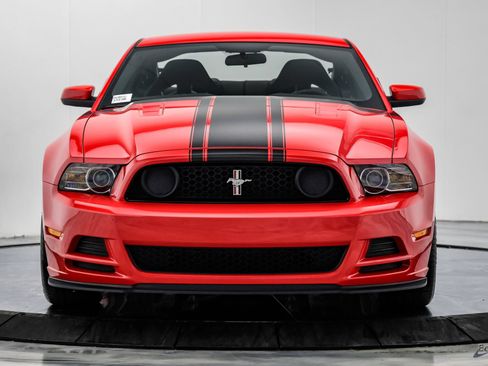 Used 2013 Ford Mustang Boss 302 w/ Boss 302 Accessory Pkg RWD image 28