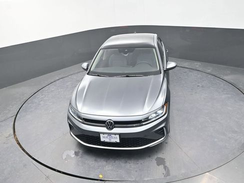 New 2026 Volkswagen Jetta SE FWD image 14