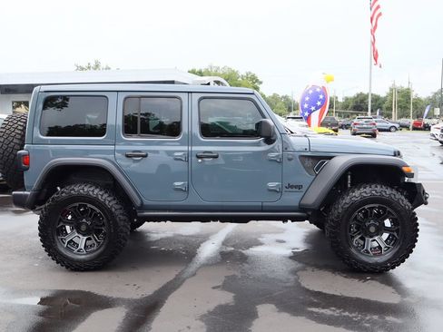 Used 2024 Jeep Wrangler Unlimited Sport AWD/4WD image 10