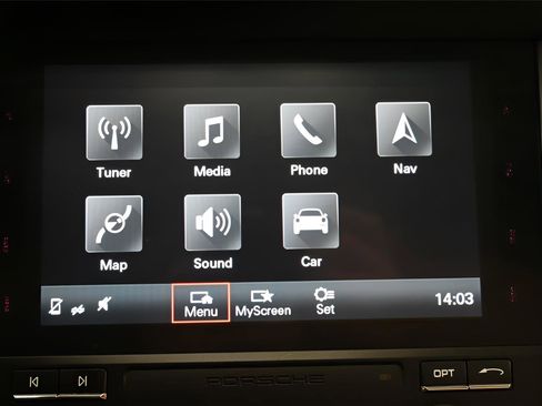 Used 2018 Porsche Macan image 25