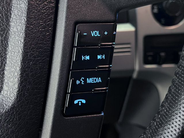 Used 2013 Ford F150 Raptor w/ Luxury Equipment Group AWD/4WD image 21