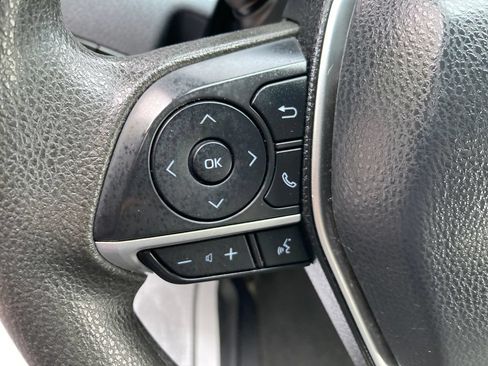 Used 2021 Toyota Camry LE FWD image 42