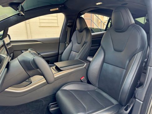 Used 2022 Tesla Model X Plaid AWD/4WD image 40