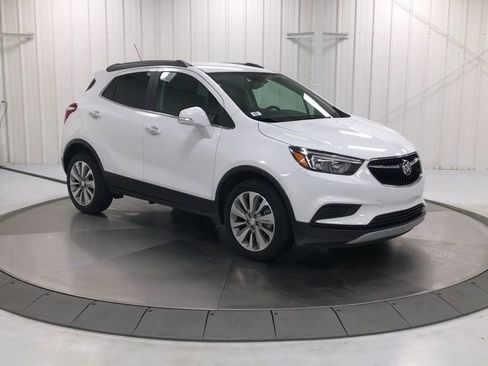 Used 2017 Buick Encore Preferred FWD image 2
