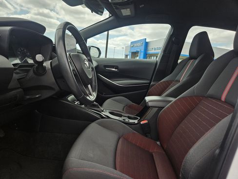 Used 2024 Toyota Corolla SE image 10