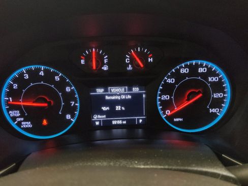 Used 2020 Chevrolet Equinox LS w/ LS Convenience Package FWD image 23