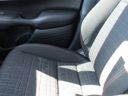 Used 2024 Honda HR-V Sport image 17