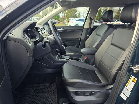 Used 2019 Volkswagen Tiguan SE w/ 3rd Row Seat Package image 13